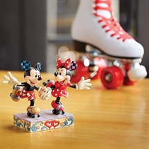 Disney Traditions - A Sweet Skate, Minnie & Mickey